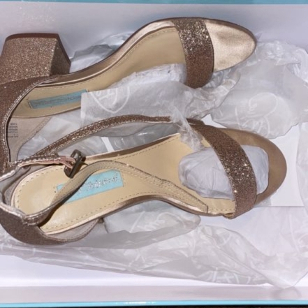 Evening shoe